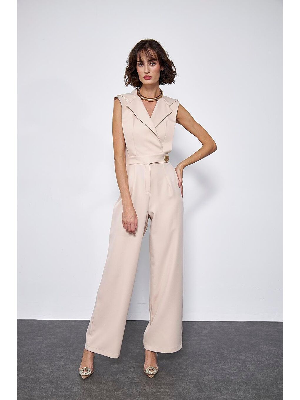 Kruvaze Yaka Bej Kadın Tulum