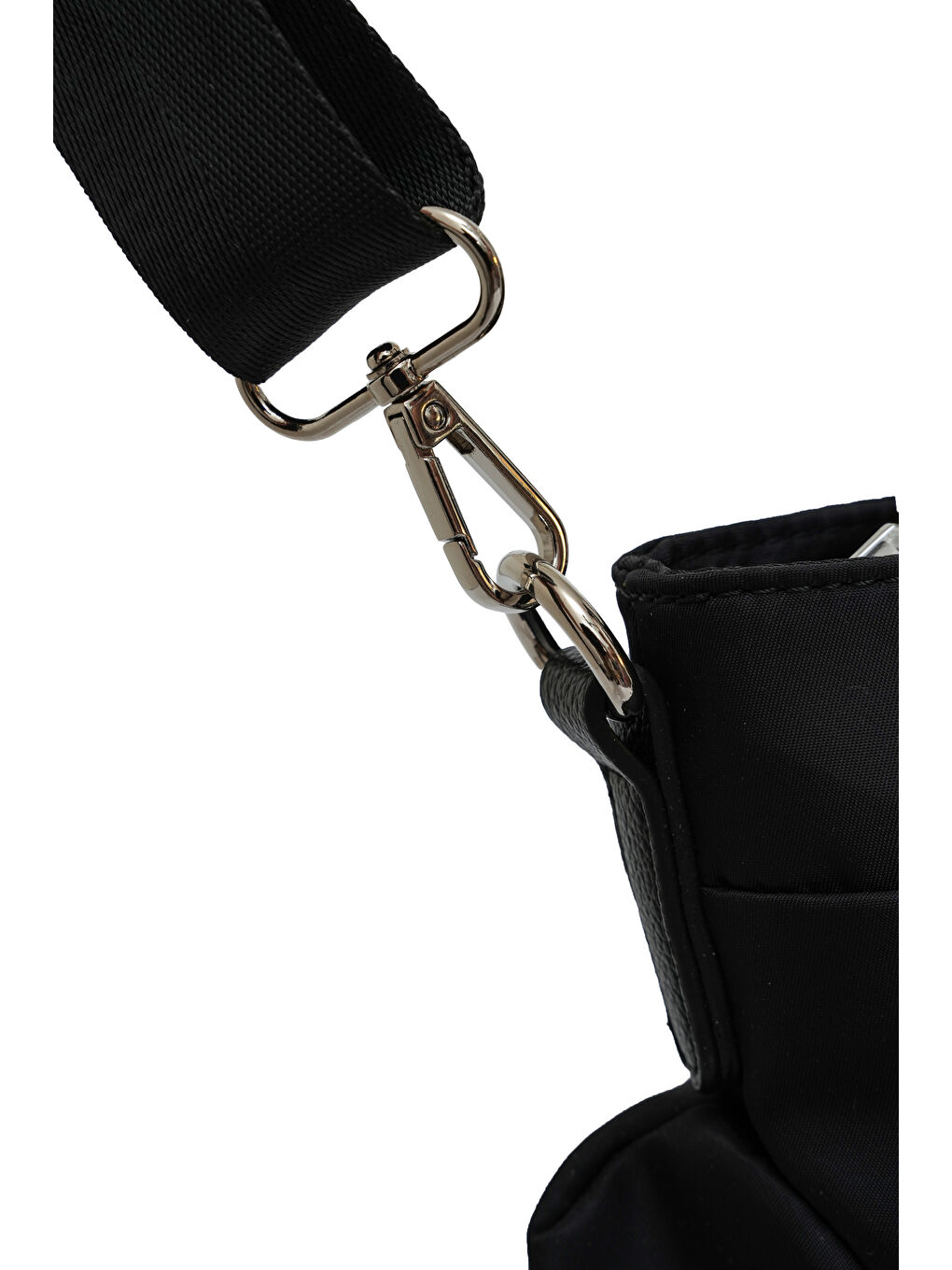 Siyah Fermuarlı Yan Cepli Kadın Omuz Çantası MB21-5