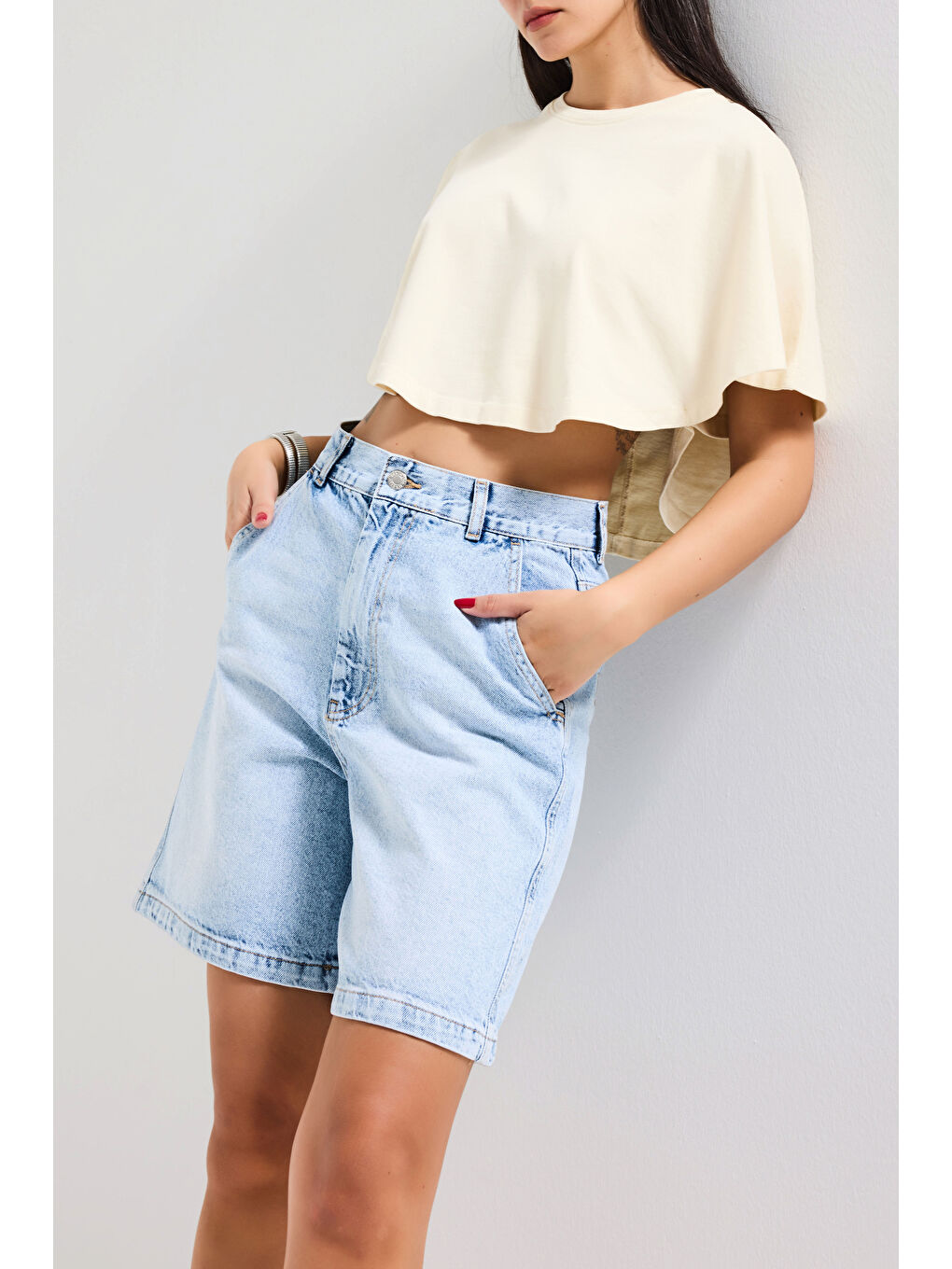 Mavi Kadın Ice 4s6-3 Skater Fit Bermuda Denim Şort-5