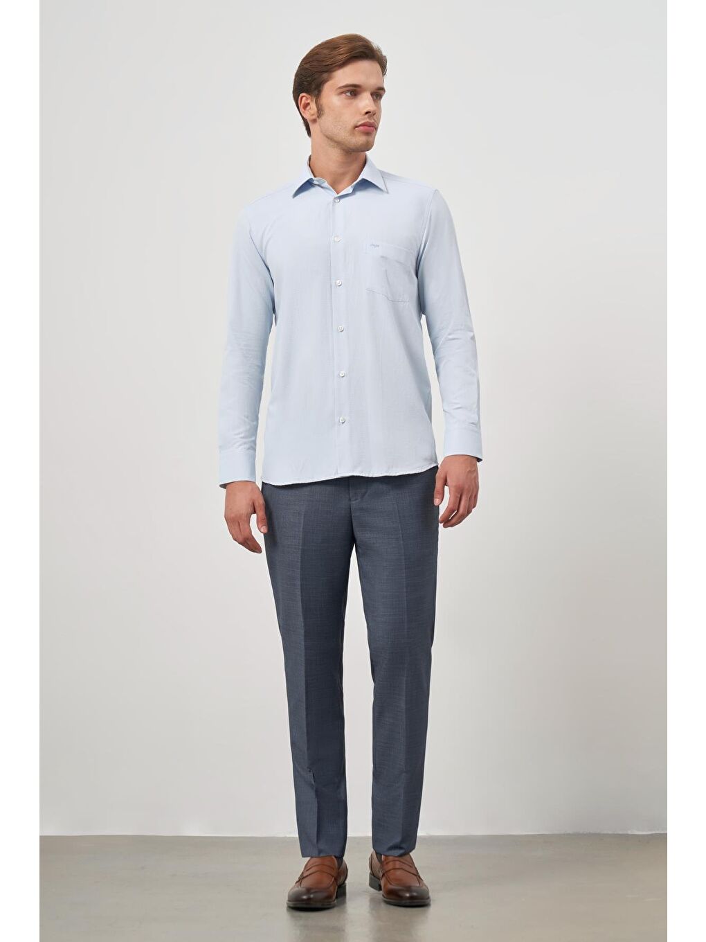 Koyu Mavi Uzun Kol Kendinden Desenli Armürlü 041 Sert Yaka Classic Comfort Fit Gömlek 1004245157-1