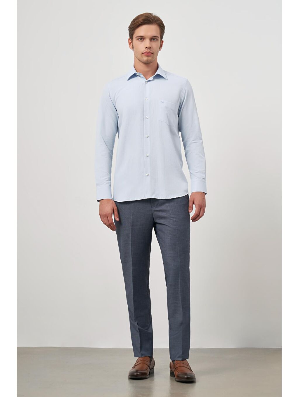 Koyu Mavi Uzun Kol Kendinden Desenli Armürlü 041 Sert Yaka Classic Comfort Fit Gömlek 1004245157-3