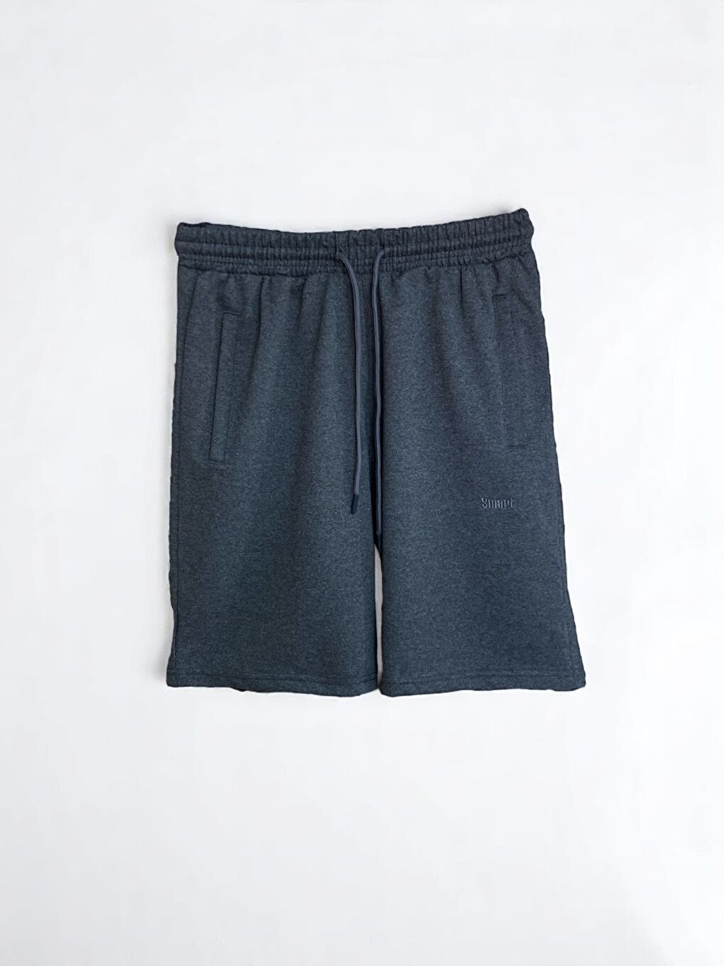 Gri Erkek Füme Fermuarlı Cepli Pamuklu Şort-2