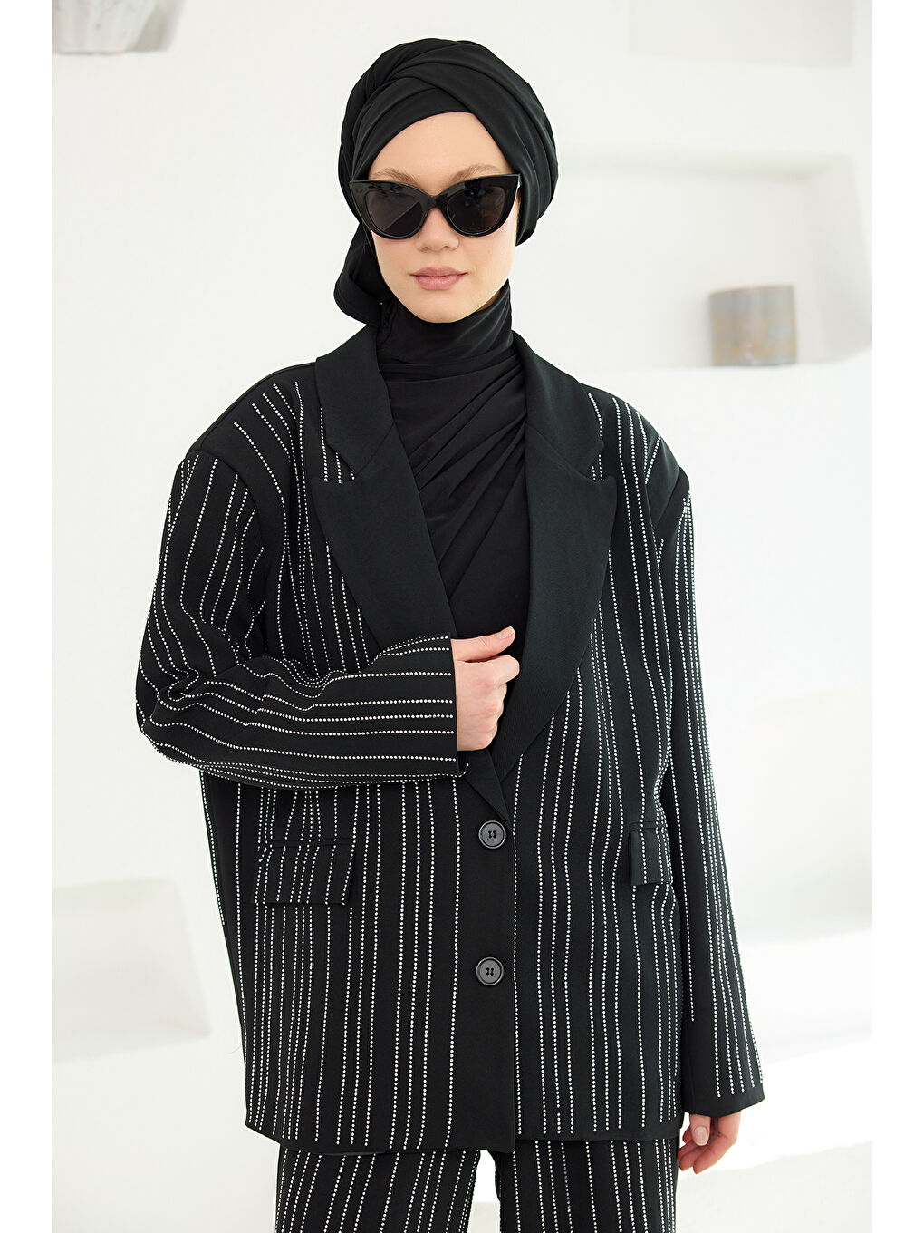 Kadın Full Taşlı BLazer Ceketli Takım Siyah-4