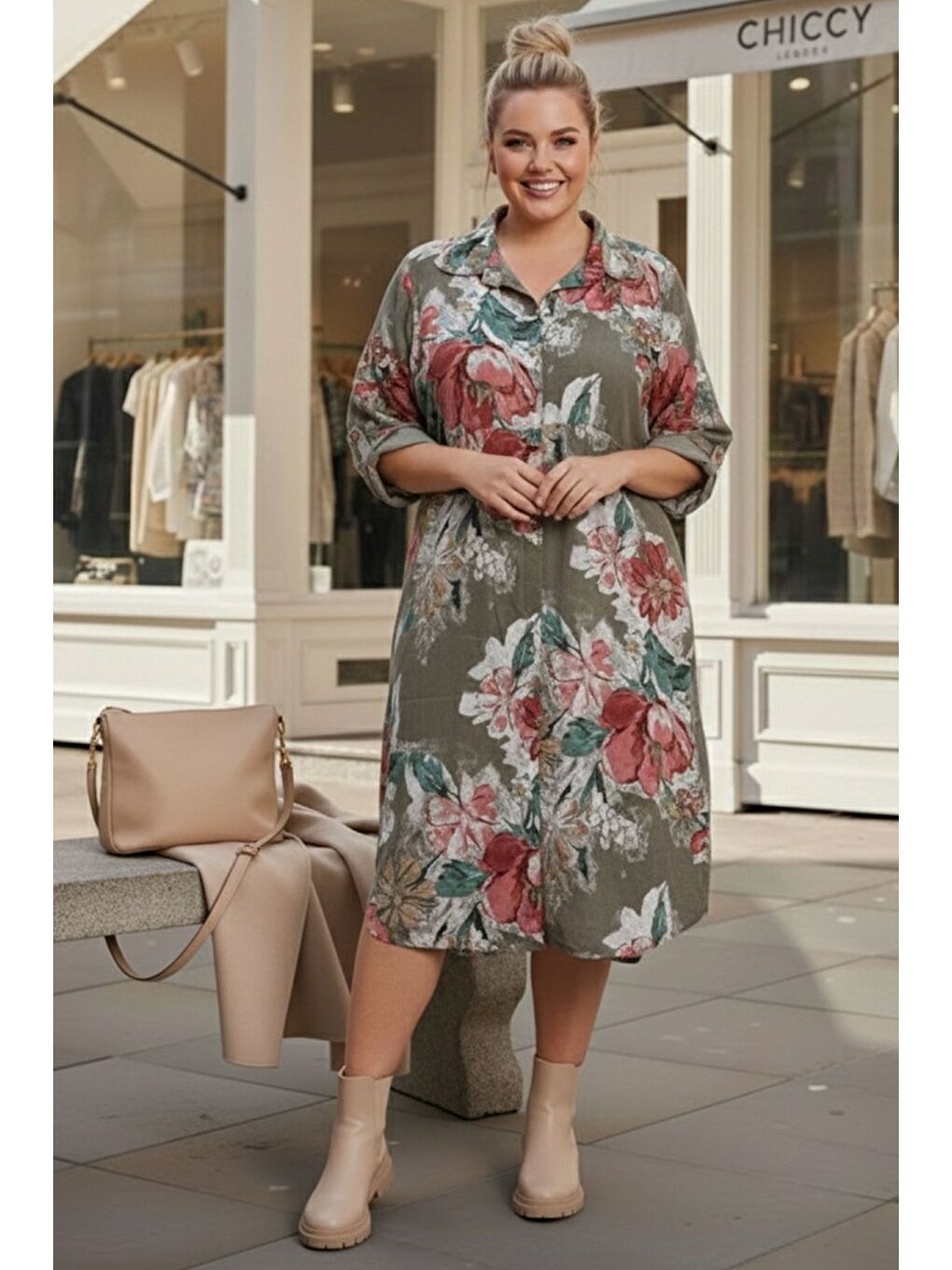 İtalyan Büyük Beden Bej Gömlek Yaka Uzun Kol Allover Baskılı Kadife Dokuma Elbise 112 65