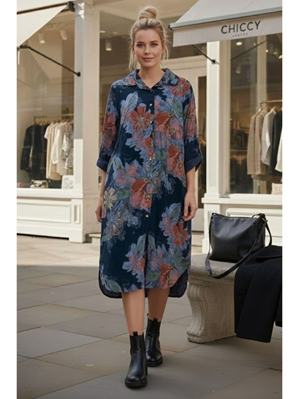 İtalyan Lacivert Gömlek Yaka Uzun Kol Çiçekli Allover Baskılı Kadife Dokuma Elbise 112 65-1