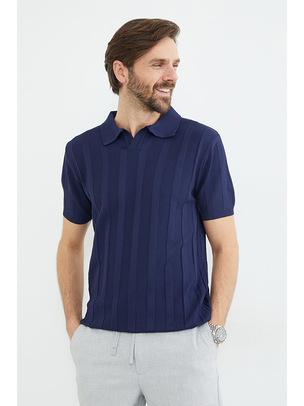 Lacivert Desenli Apaş Yaka Triko Tişört-1