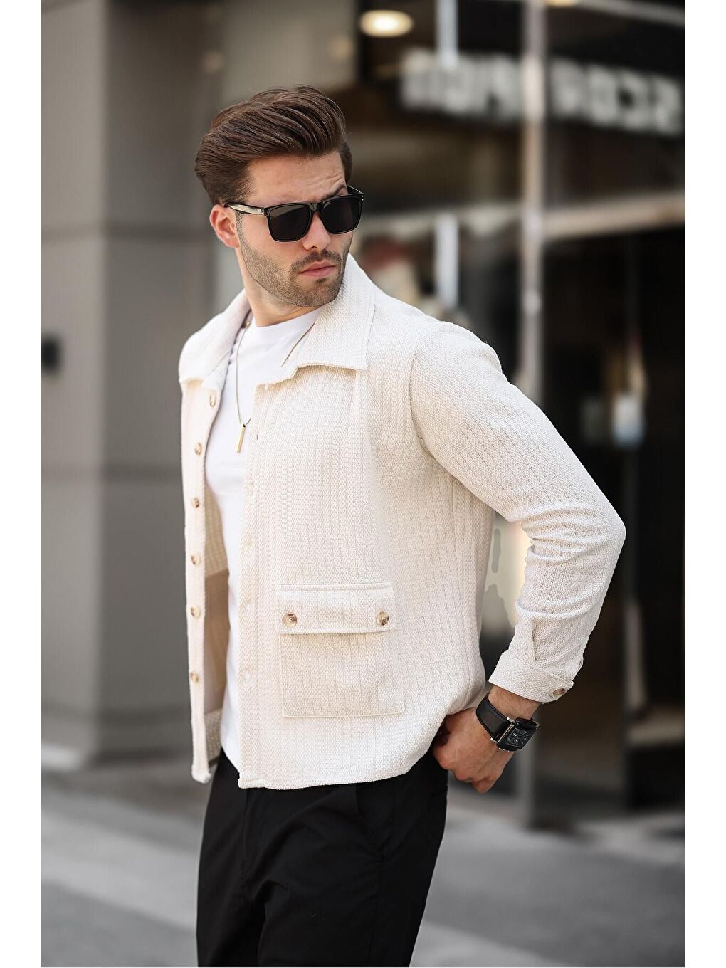 Bej Düğme Detaylı Regular Fit Hırka