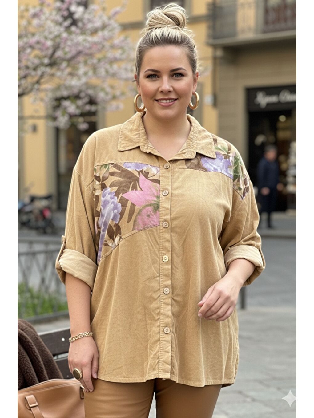İtalyan Büyük Beden Bej Uzun Kol Çiçekli Düğmeli İnce Kadife Casual Dokuma Gömlek 75-80 70-1