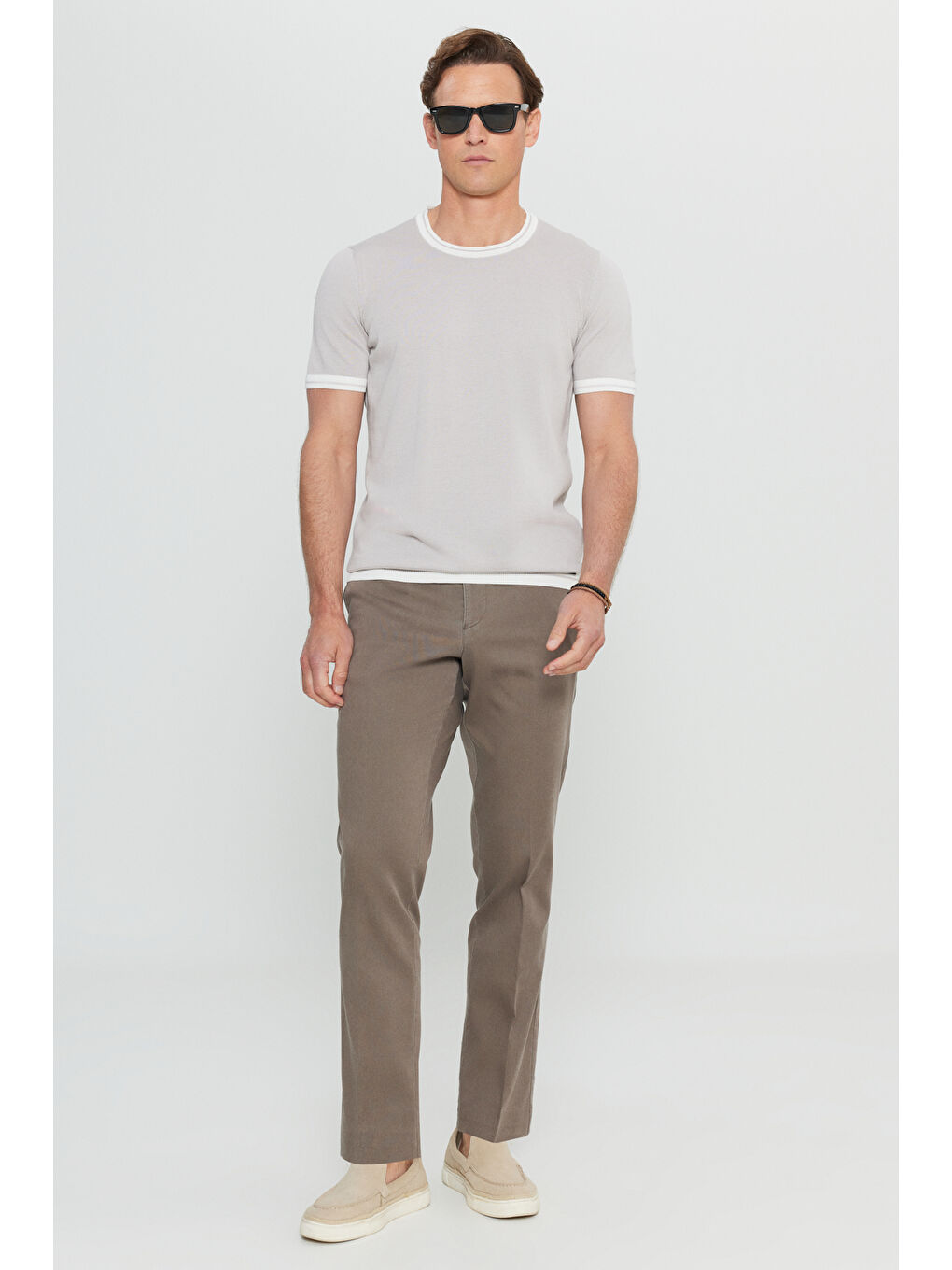 Erkek Bej %100 Pamuk Standart Fit Normal Kesim Bisiklet Yaka Triko Tişört-1