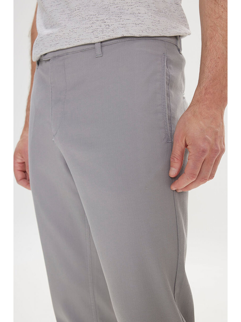 Erkek Gri Comfort Fit Rahat Kesim Yan Cepli Desenli Beli Lastikli Pantolon-3