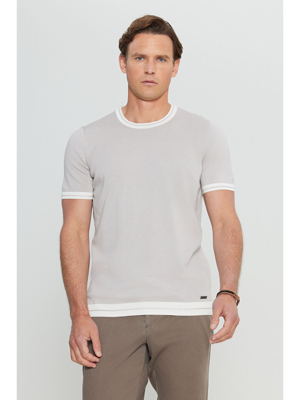 Erkek Bej %100 Pamuk Standart Fit Normal Kesim Bisiklet Yaka Triko Tişört-2