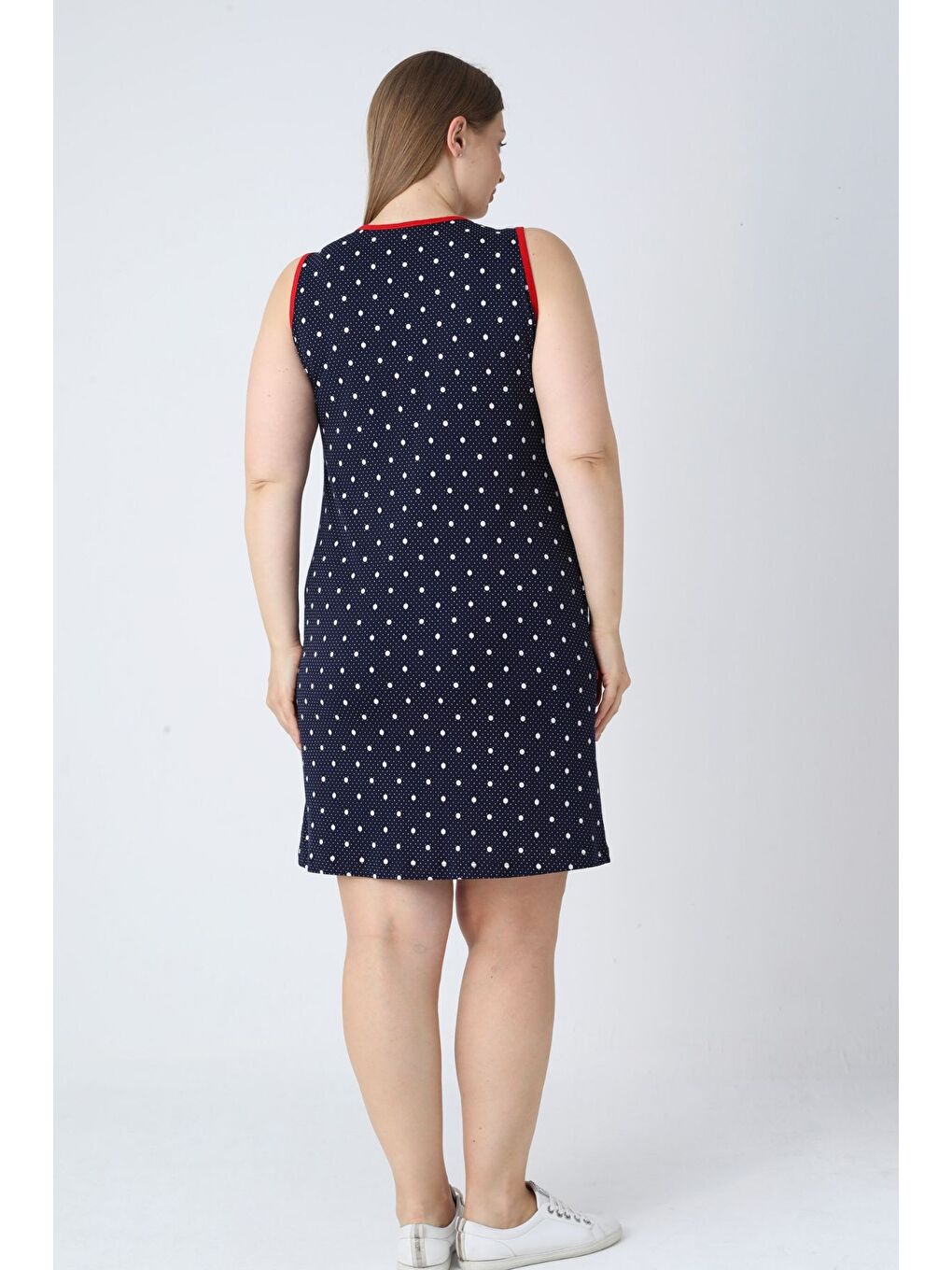 Kadın Büyük Beden Lacivert Puantiyeli Askılı Biyeli Cepli Pamuklu Elbise-4