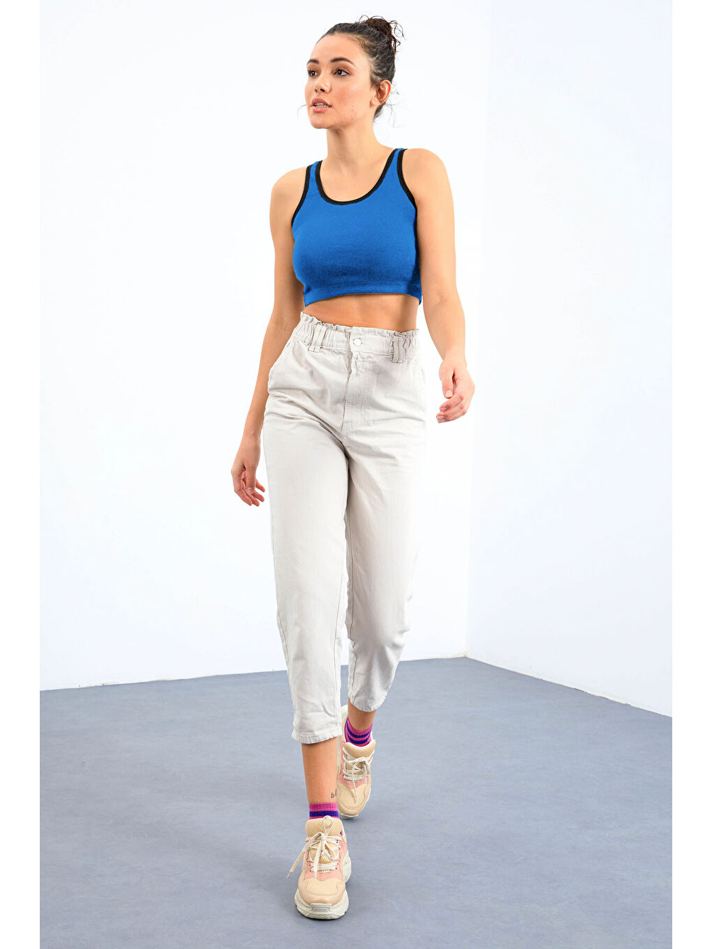 Turkuaz Basic Sıfır Kol Dar Kalıp U Yaka Kadın Crop Top Atlet - 97162-2