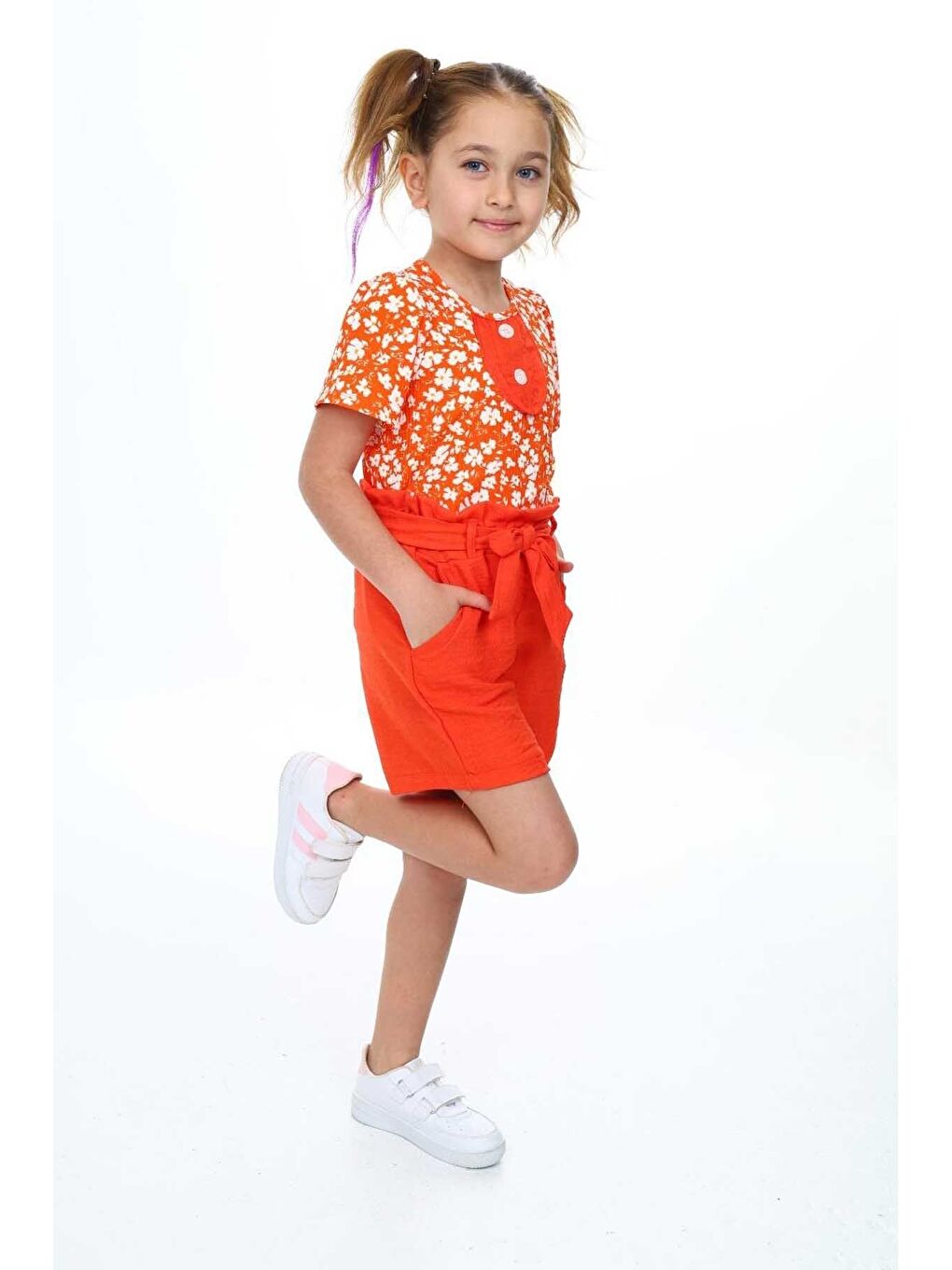 Turuncu İlkbahar Çiçekleri Desenli Kız Çocuk Takım-2