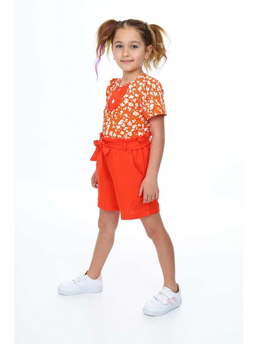 Turuncu İlkbahar Çiçekleri Desenli Kız Çocuk Takım-3