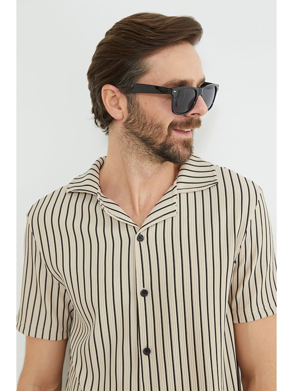 Bej Çizgili Fitilli Kısa Kollu Gömlek-2