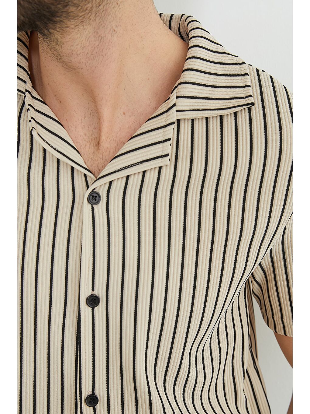 Bej Çizgili Fitilli Kısa Kollu Gömlek-3