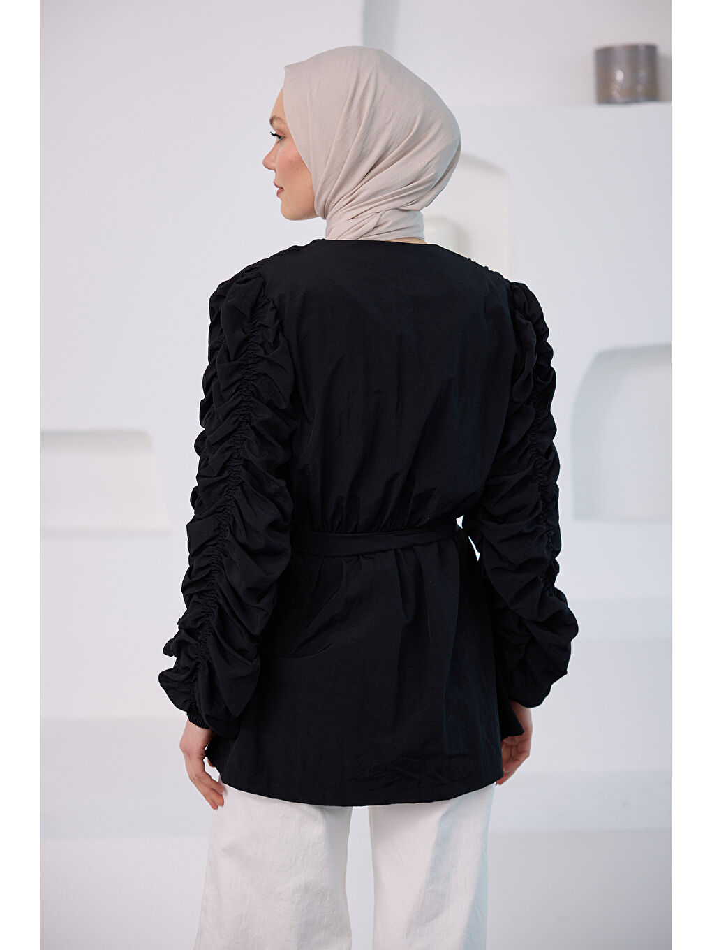 Kadın Büzgü Detaylı Fermuarlı Ceket  Lacivert-3