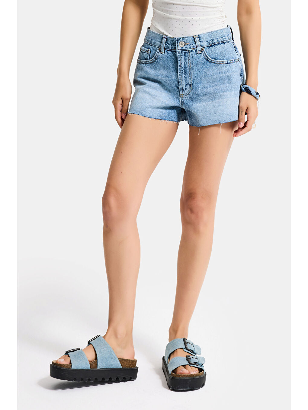 Kadın Mavi 4s6-4 Mini Mom %100 Pamuk Denim Şort-3