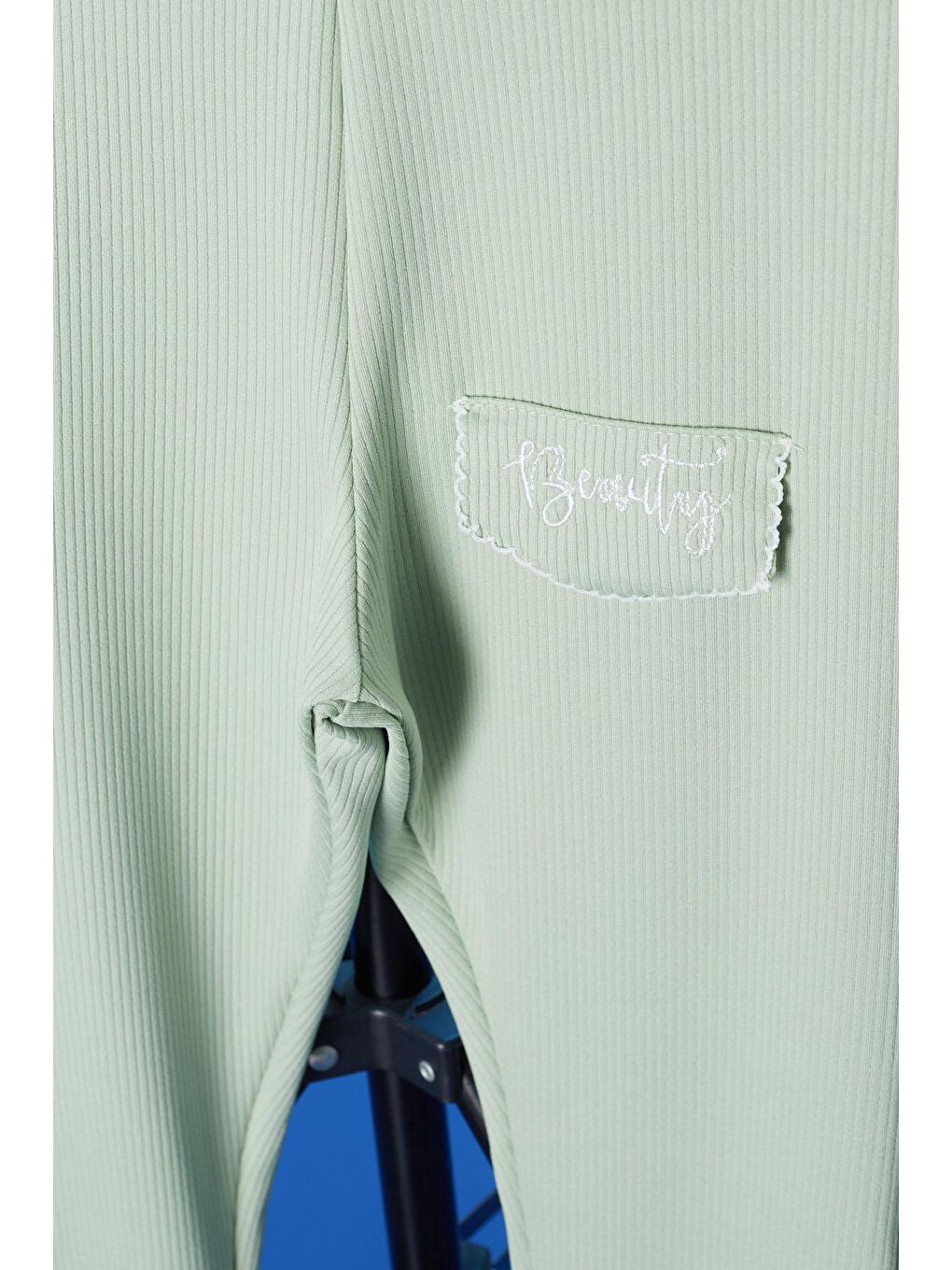 Yeşil Beauty Yazı Nakışlı İspanyol Paça Kız Çocuk Tayt 18183-1