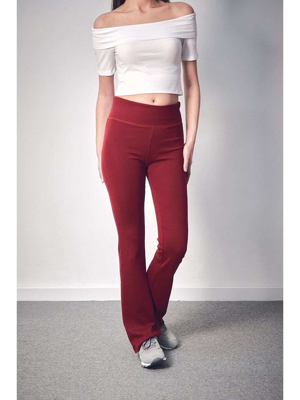 Bordo Beli Lastikli Yüksek Bel Flare Pantolon-1