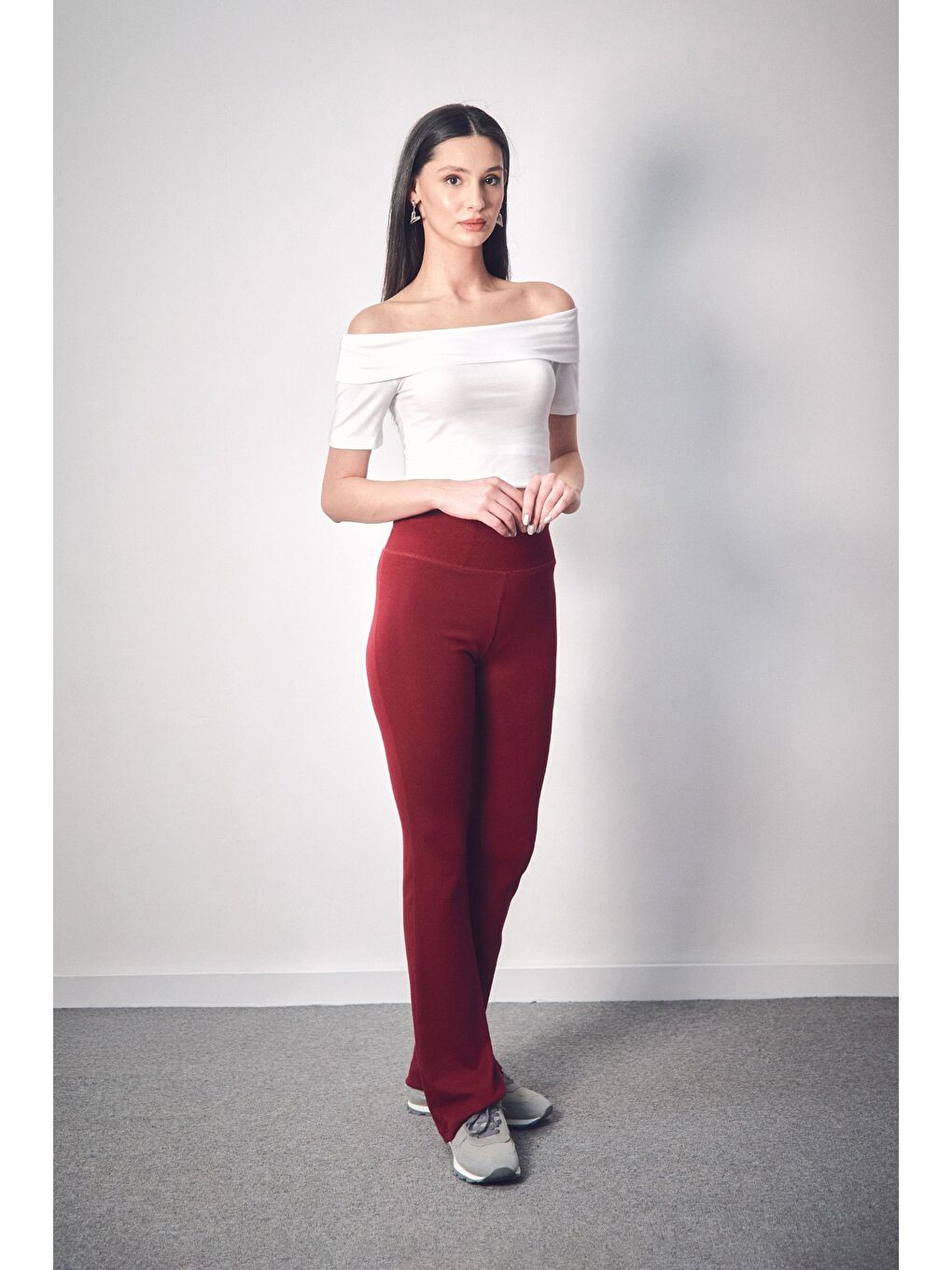 Bordo Beli Lastikli Yüksek Bel Flare Pantolon-2