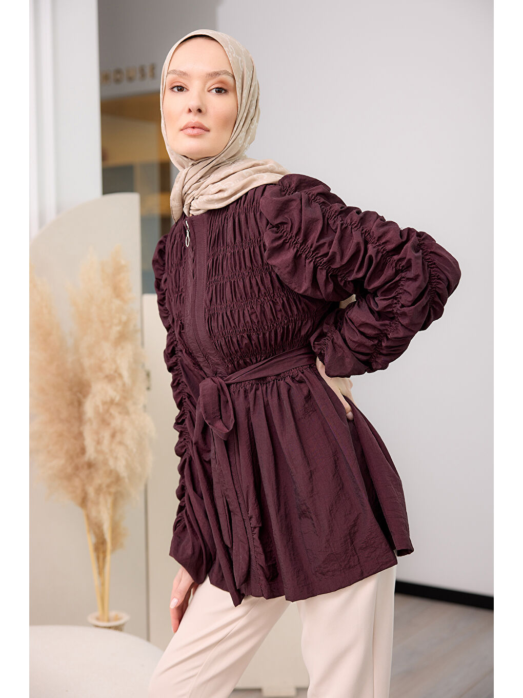 Kadın Büzgü Detaylı Fermuarlı Ceket  Bordo-1