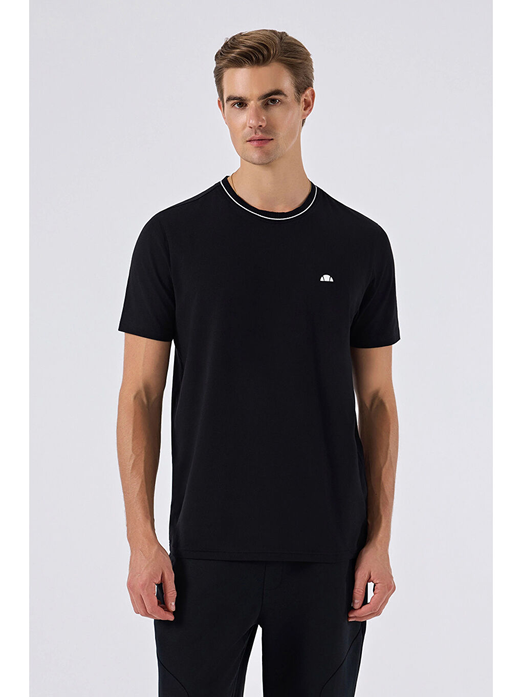 Siyah Pamuklu Regular Fit Bisiklet Yaka T Shirt 6SM5058-BK