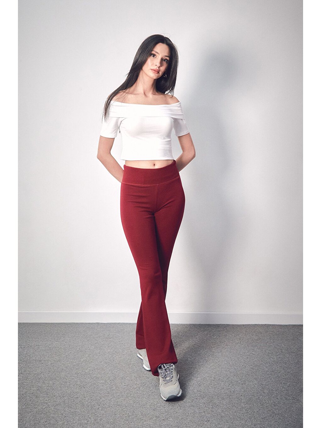 Beyaz Basic Madonna Yaka Bluz-1