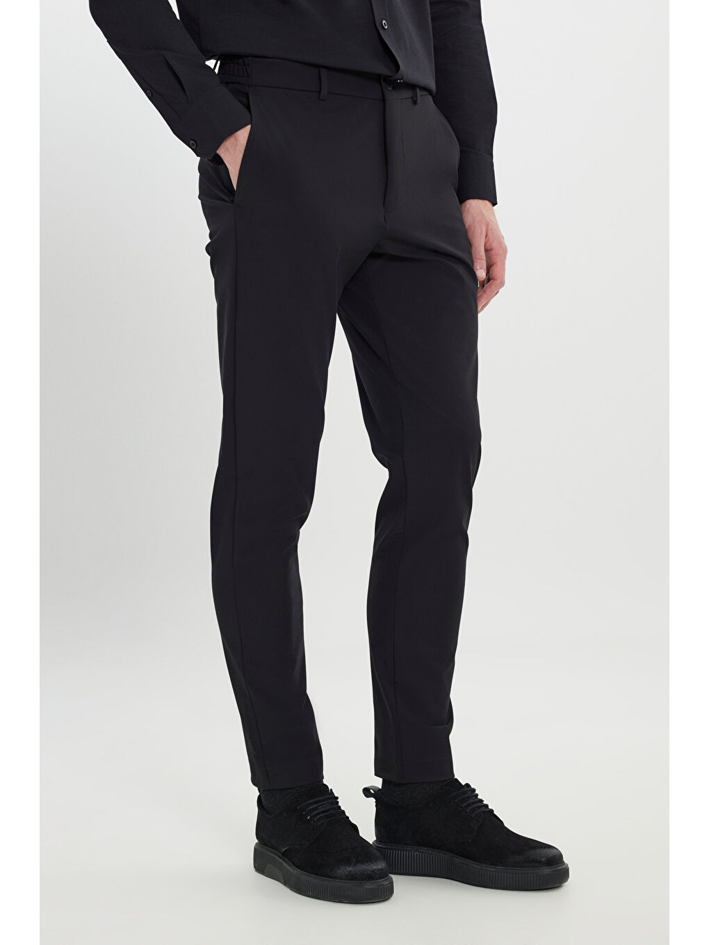 Erkek Siyah Slim Fit Dar Kesim Beli Bağlamalı Yan Cep Esnek Casual Pantolon