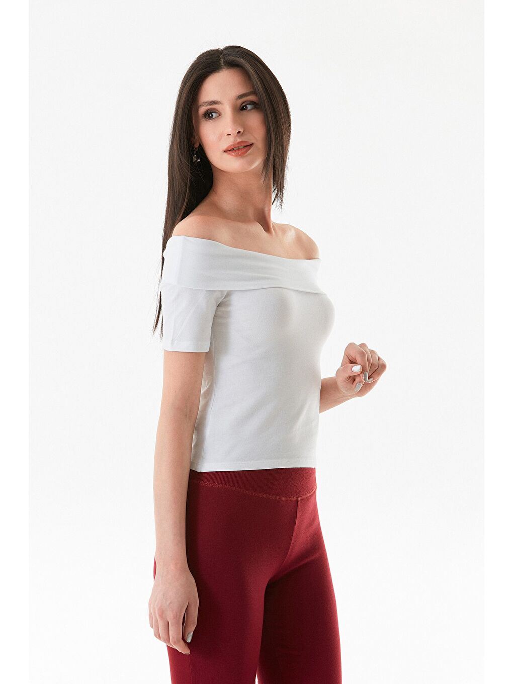 Beyaz Basic Madonna Yaka Bluz-4