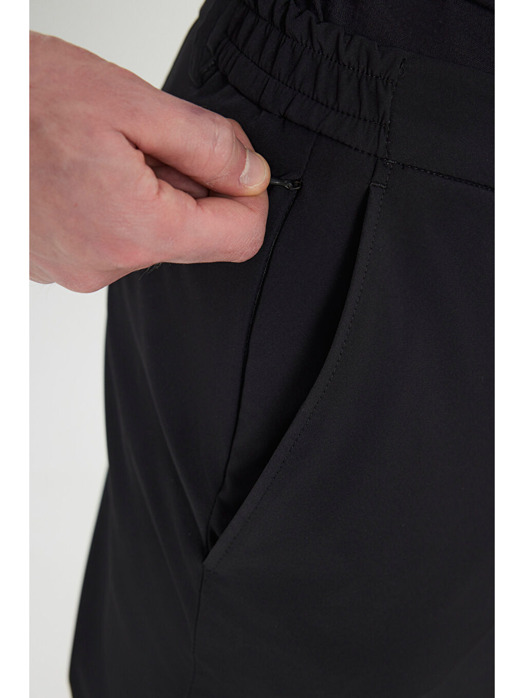 Erkek Siyah Slim Fit Dar Kesim Beli Bağlamalı Yan Cep Esnek Casual Pantolon-3