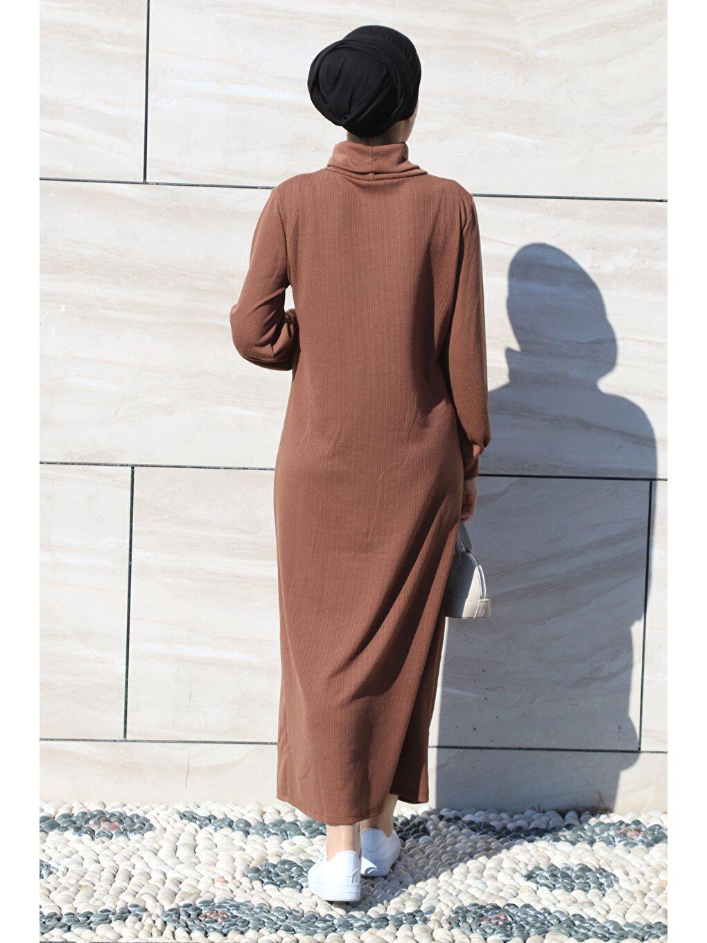 Kahverengi Fitilli Boğazlı Tesettür ELBİSE-3