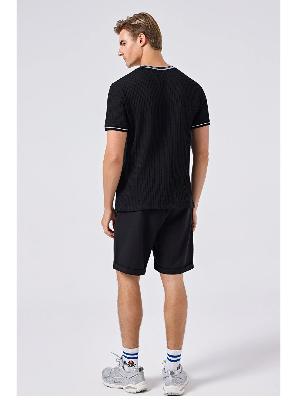 Siyah % 100 Pamuk Regular Fit Bisiklet Yaka Triko T Shirt 6SM5046-BK-4