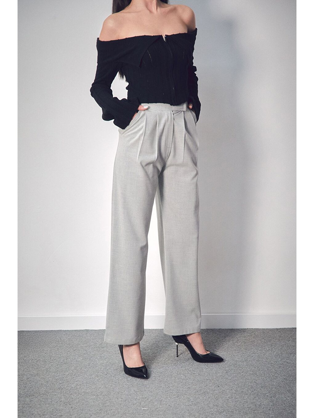 Gri Cırt Cırtlı Fermuarlı Palazzo Kumaş Pantolon-1