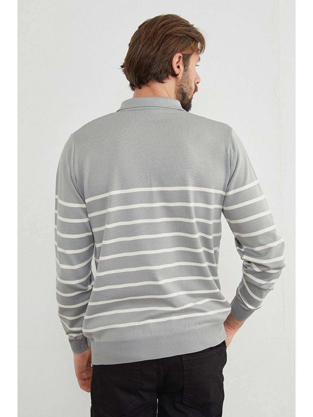 Gri Çizgili Polo Yaka Yarım Fermuarlı Triko Kazak-4