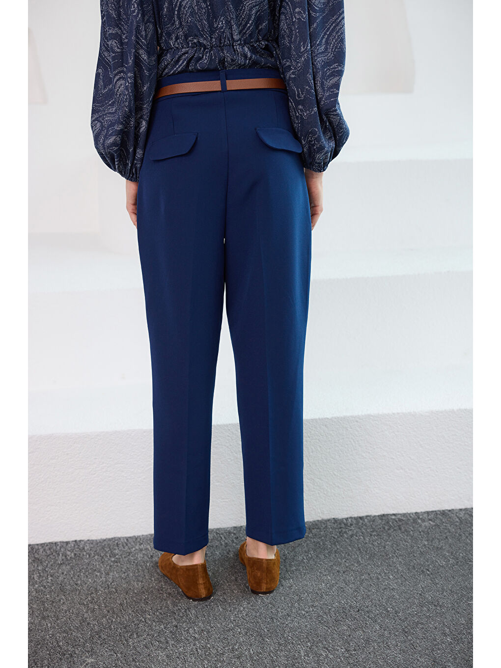 Kadın Kemerli Yüksek Bel Kumaş Pantolon Lacivert-3