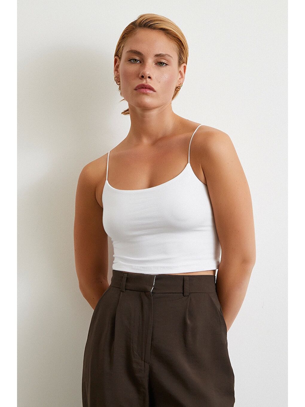 Lastik Askılı Top Beyaz-2