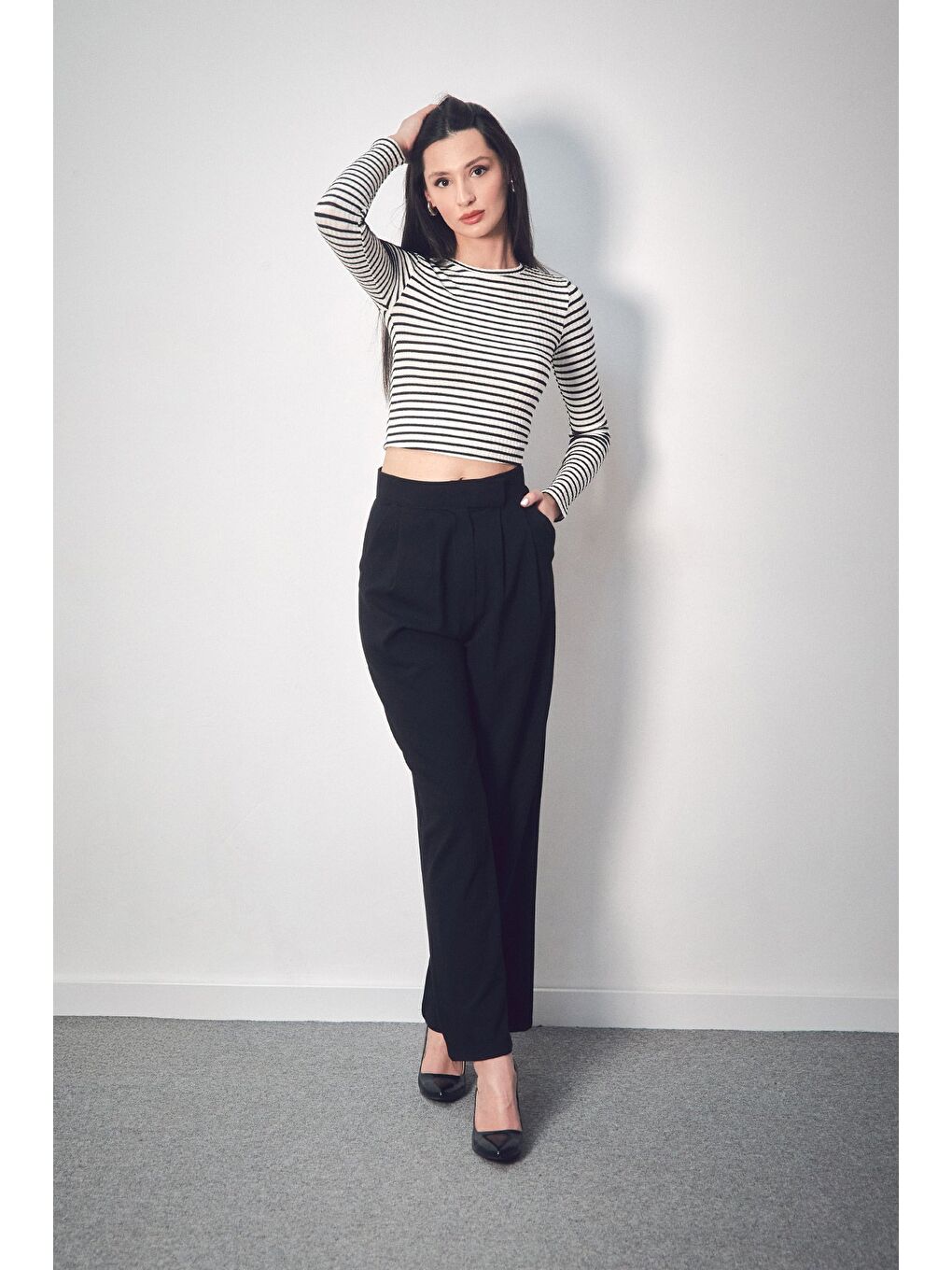 Siyah Cırt Cırtlı Fermuarlı Palazzo Kumaş Pantolon