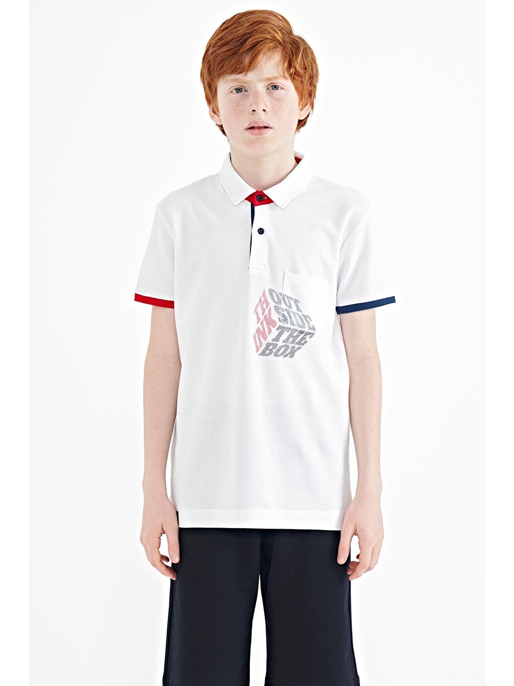 Beyaz Ön Cep Detaylı Baskılı Standart Kalıp Polo Yaka Erkek Çocuk Tişört - 11102