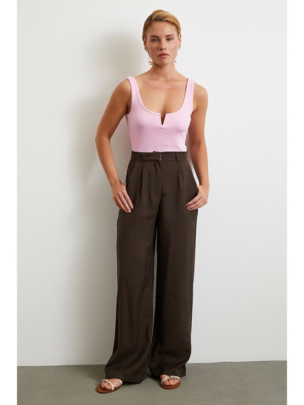 V Demirli Top Pembe-1