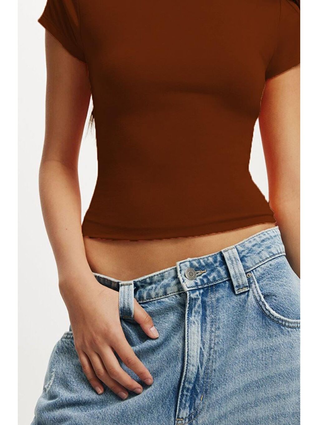 Kahverengi Bisiklet Yaka Basic Kadın T-Shirt Mg2479-6