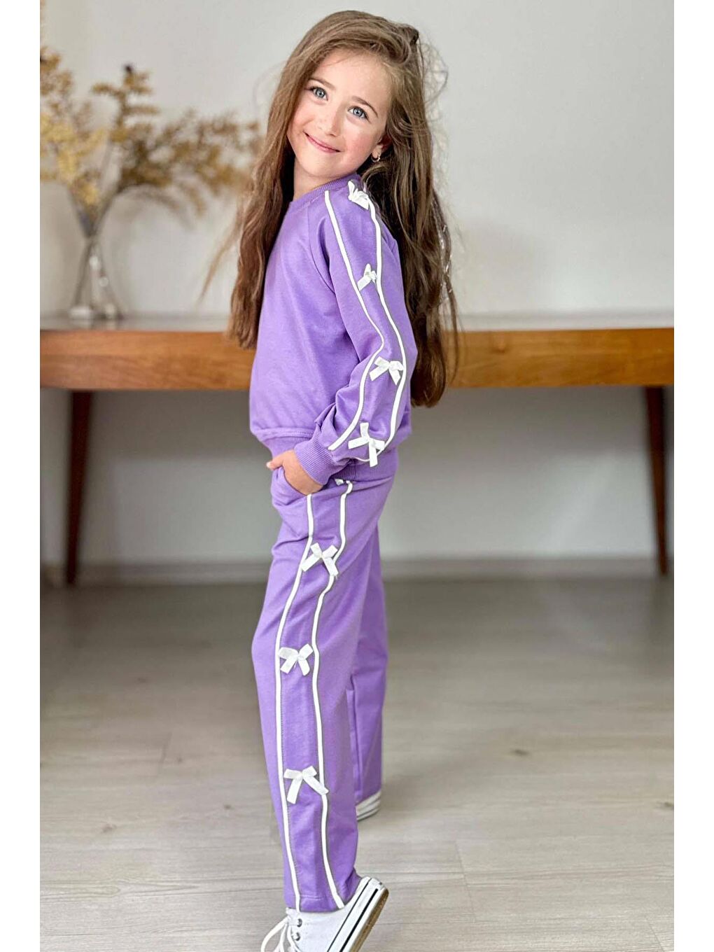 Kız Çocuk Kolları ve Gövdesi Fiyonk Şerit Detaylı Lila Eşofman Takım