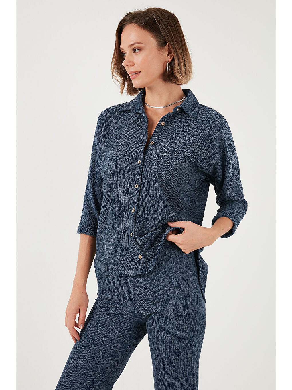 Lela Indigo Streç Regular Fit Dokulu Kadın Gömlek 5865975 - 2