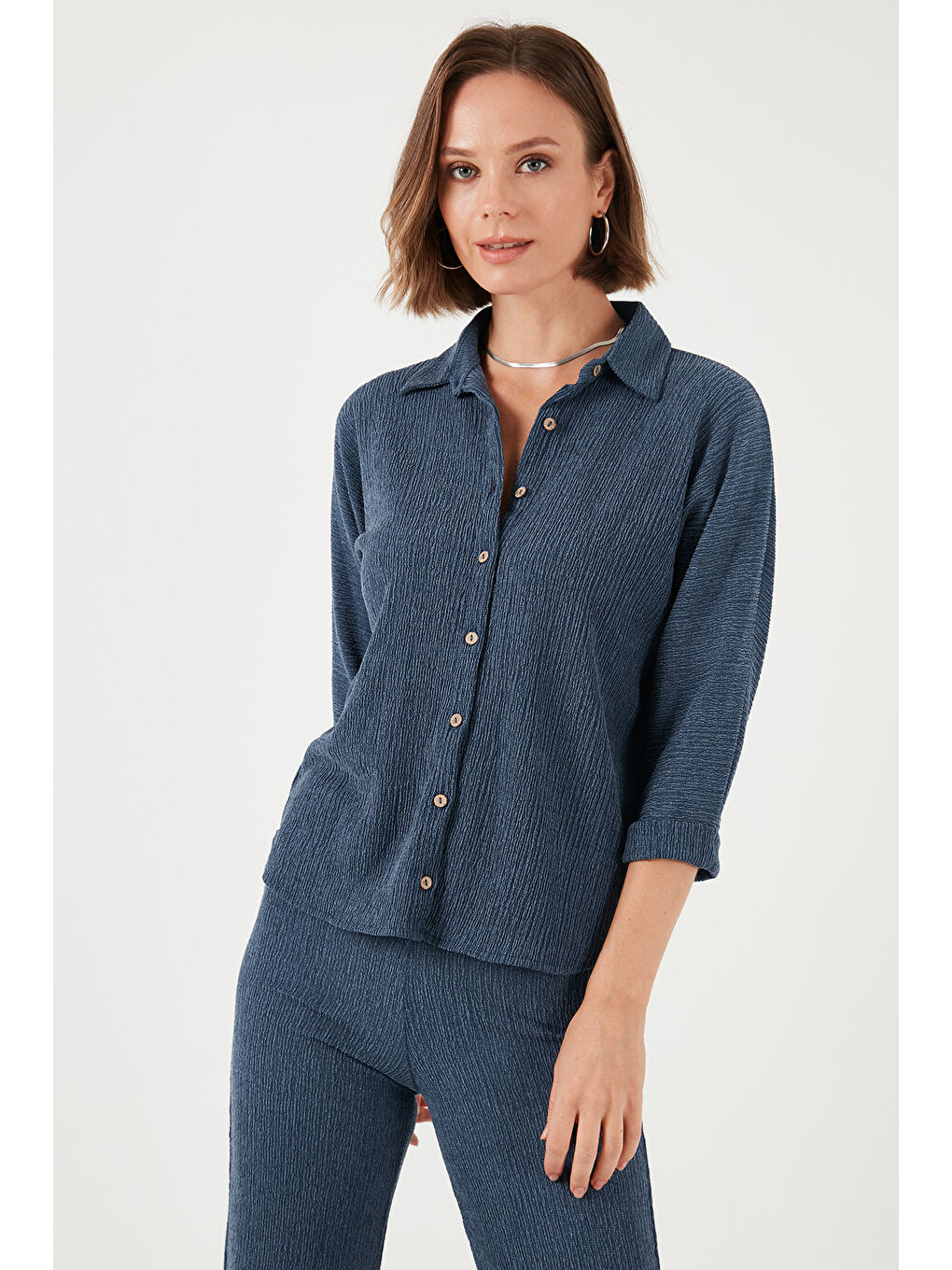 Lela Indigo Streç Regular Fit Dokulu Kadın Gömlek 5865975 - 4