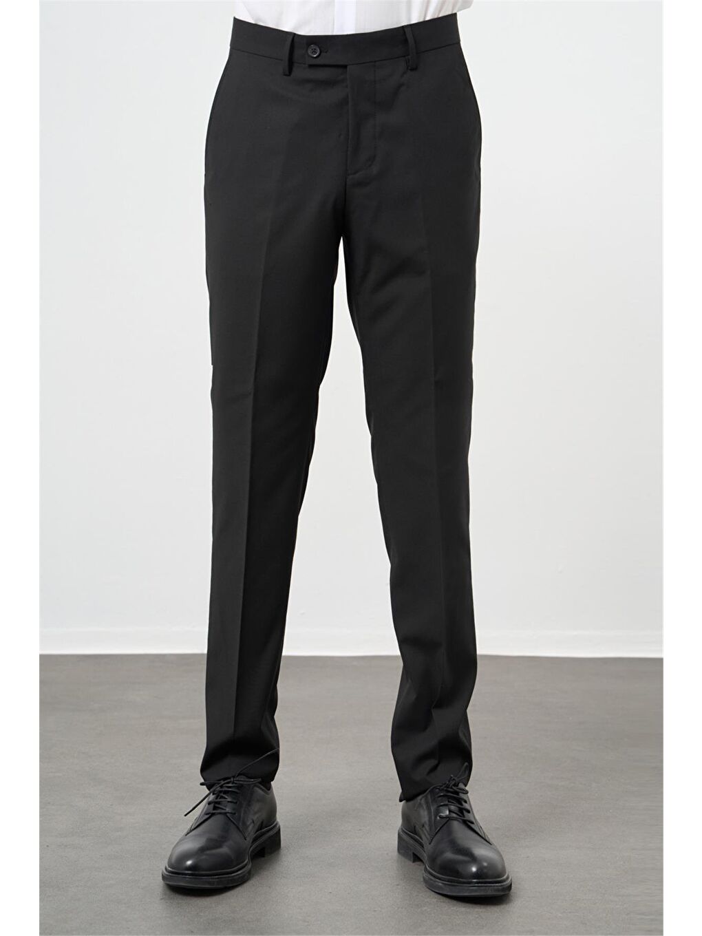 Siyah Esnek Yandan Cepli Comfort Fit Classic Erkek Pantolon 1003240914
