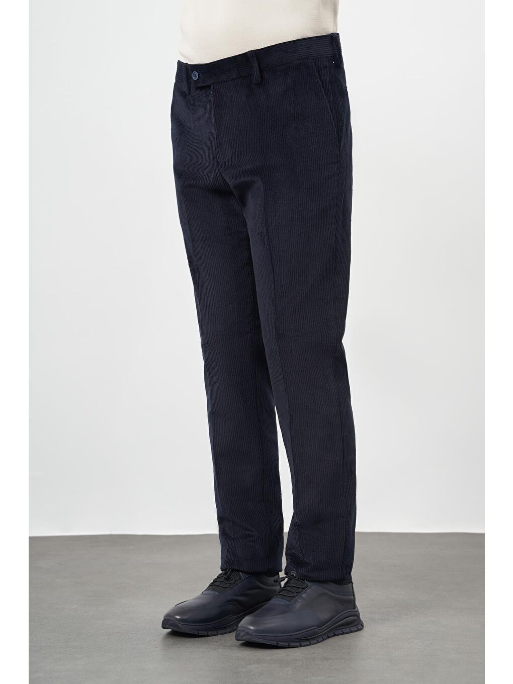 Koyu Lacivert Pamuklu Yandan Cepli Comfort Fit Kadife Erkek Pantolon 1003245160-2