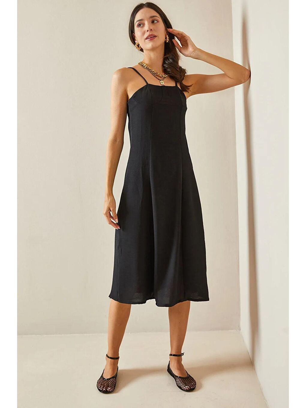 Siyah İnce Askılı Midi Elbise-1