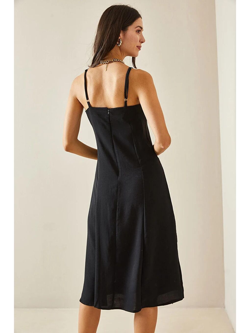 Siyah İnce Askılı Midi Elbise-2