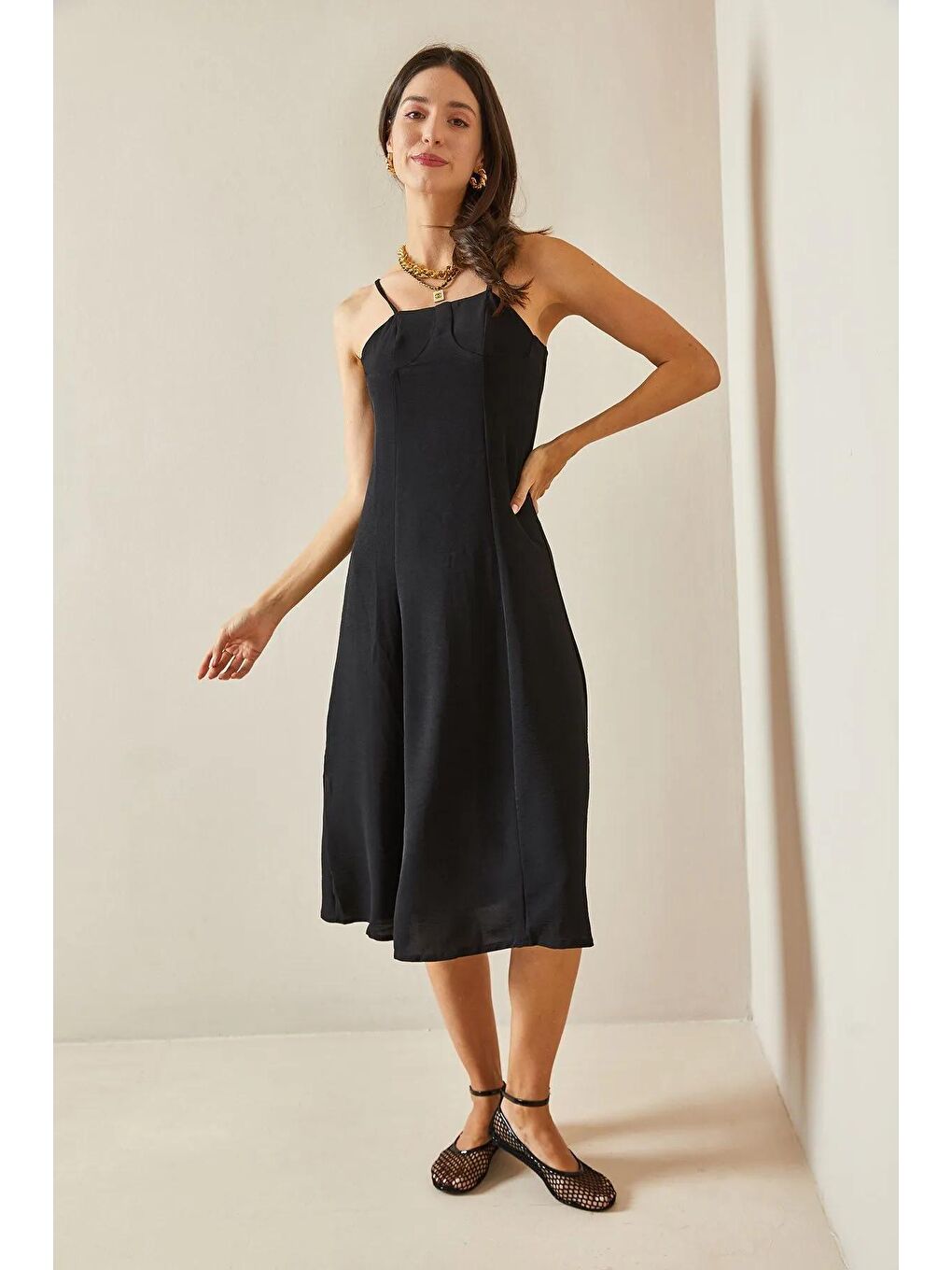 Siyah İnce Askılı Midi Elbise-3